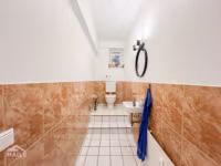 Separates WC