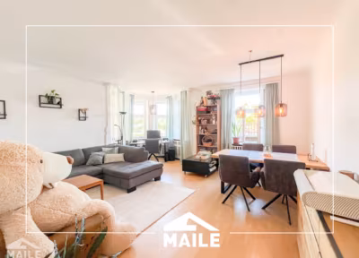 Spacious 3.5-room apartment with a kitchenette and a terrace in a quiet neighborhood of Stuttgart., 70190 Stuttgart, First-floor apartment