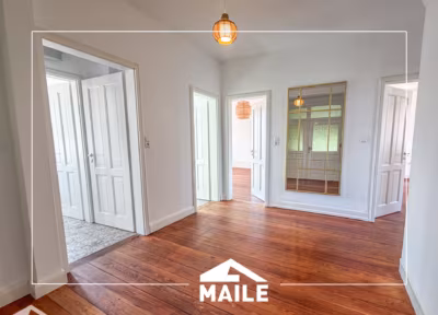 Elegante Altbauwohnung mit modernem Wohnkomfort und Balkon, 70372 Stuttgart, Etagenwohnung