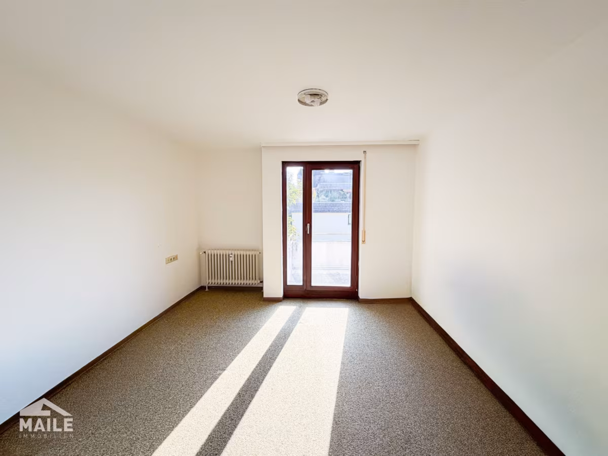 Arbeits-/Kinder-/Schlafzimmer