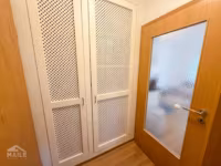 Eingangsbereich mit Einbauschrank