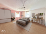 Wohnung DG - digitales Staging - Charmantes 3-Parteienhaus mit Garten in begehrter Lage von Schorndorf