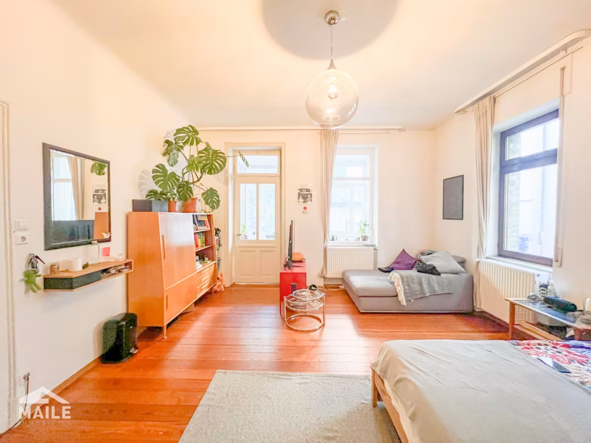 Schlafzimmer 1