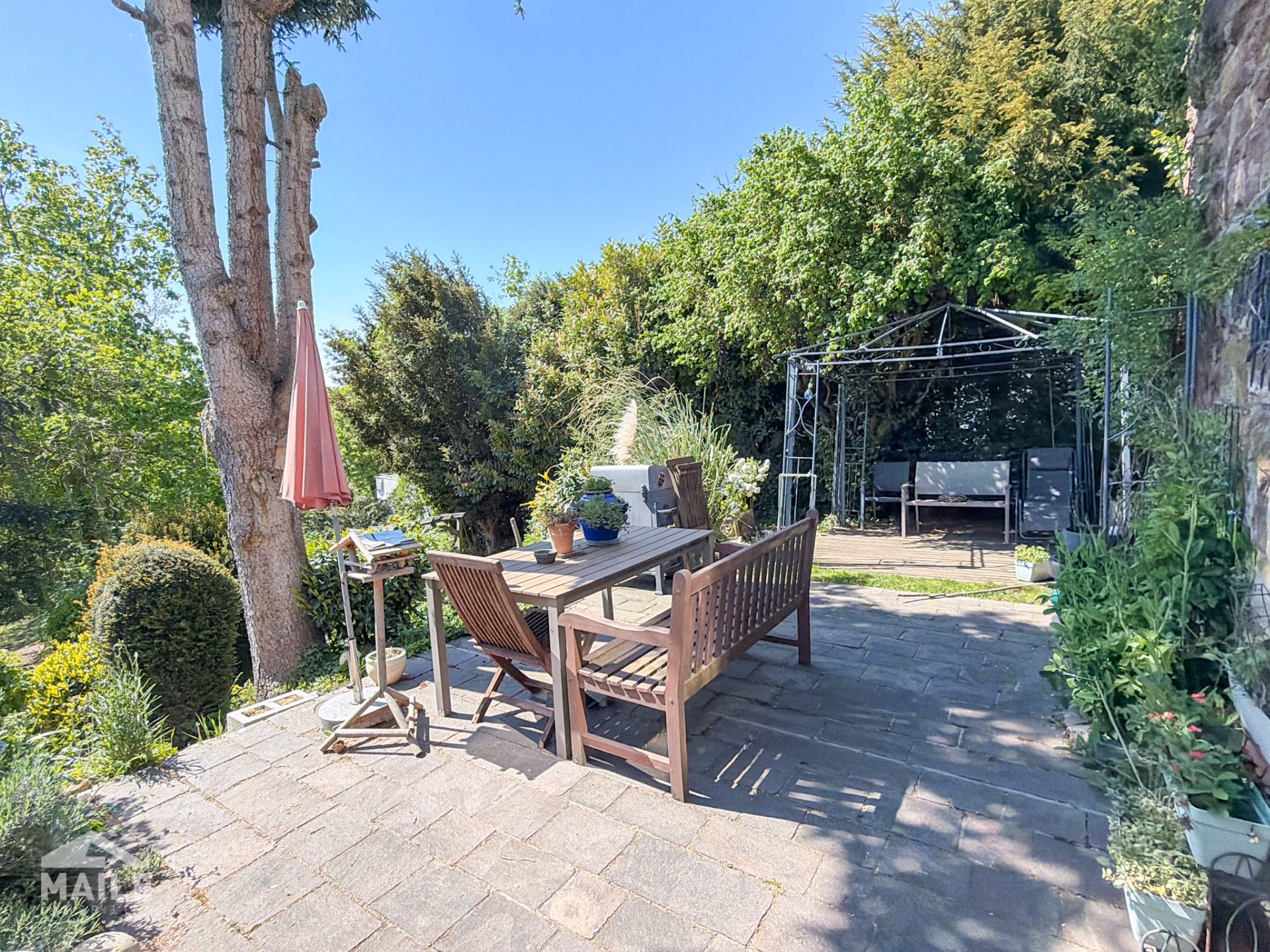 GG: Garten / Terrasse