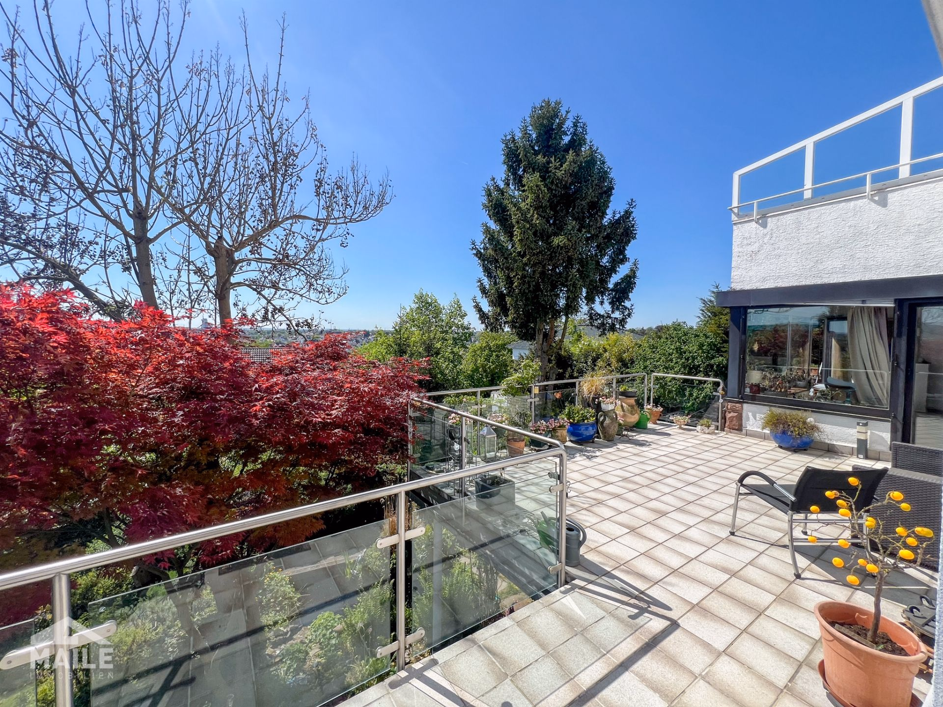 EG: Balkon