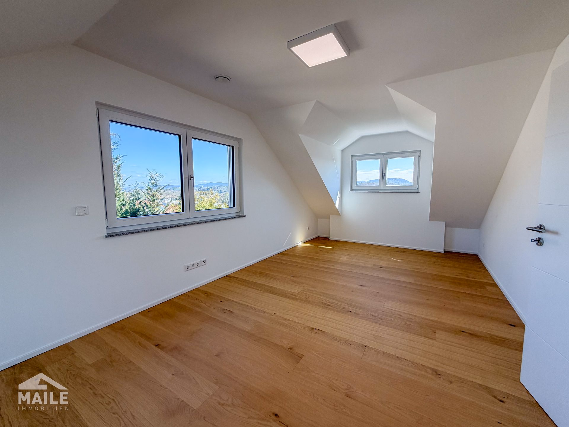 Schlafzimmer 2 DG