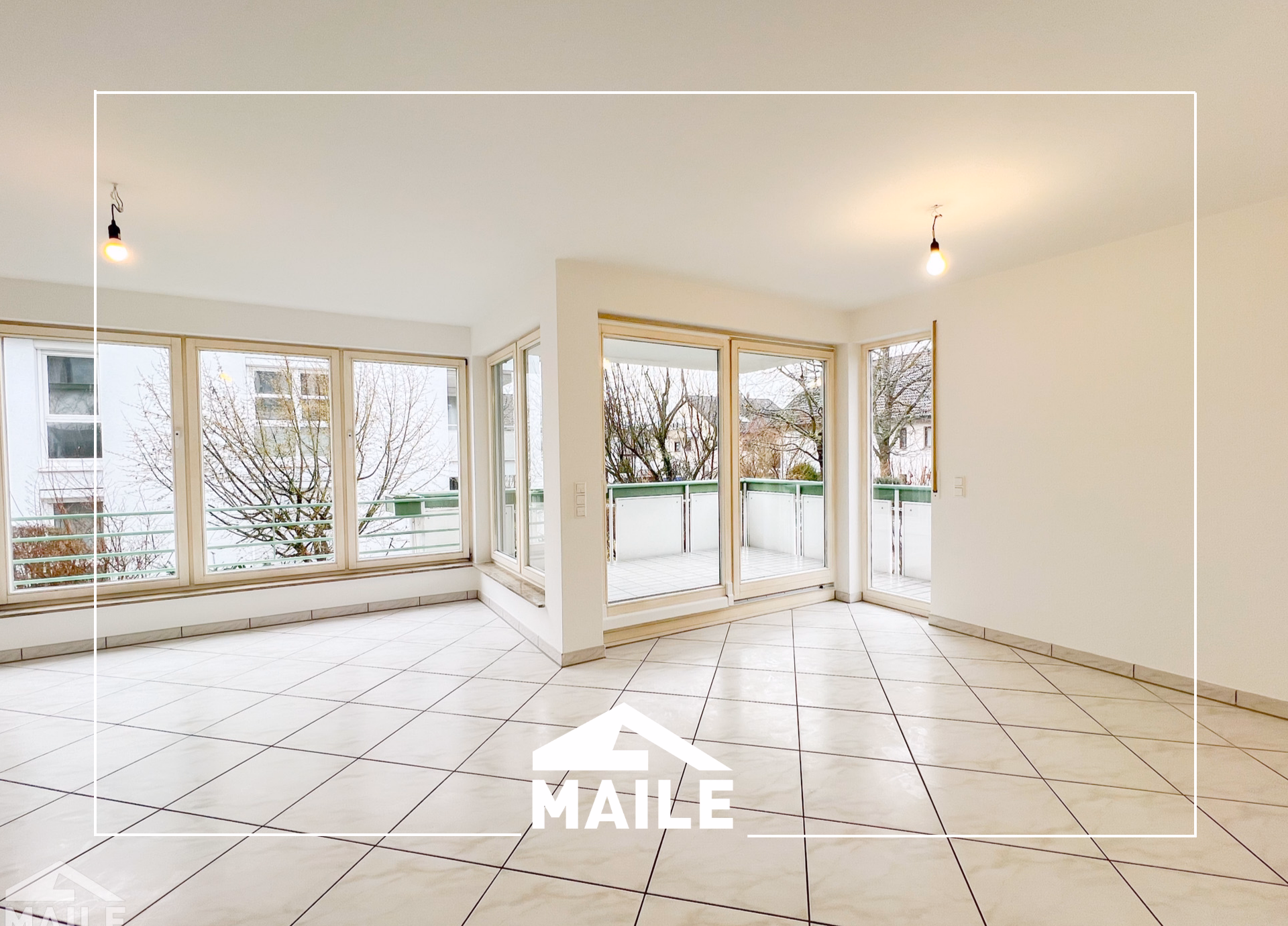 EG: Wohn und Esszimmer