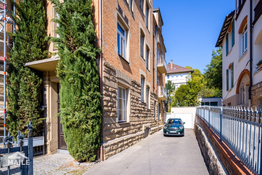 Hauszufahrt/Stellplatz