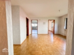 Essdiele - Großzügige 3,5-Zimmer Wohnung mit Balkon und separatem Garagenstellplatz!