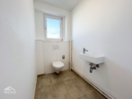 WC - Modernisierte 5-Zimmerwohnung mit EBK und großer Dachterrasse