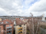 Ausblick - Traumhafte 3-Zimmer-Altbau-Dachgeschosswohnung mit Blick über die Stadt