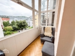 Schöne, zentral gelegene 4-Zimmer Altbauwohnung mit Loggia und Balkon - Loggia