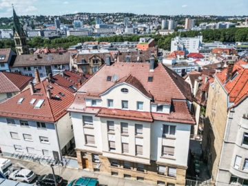 Große Altbau- Etage mit sep. 1-Zi. Apartment und Stellplatz. WG-tauglich!, 70190 Stuttgart Stuttgart-Mitte, Etagenwohnung