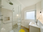 Frisch renovierte, möblierte 3-Zimmerwohnung im schönen Stuttgart-Sillenbuch - Badezimmer