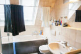 Loftartige Maisonettewohnung mit EBK in zentraler Lage - Bad