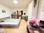 Schlafen / Wohnen - Großzügige 3-Zimmer-Wohnung in Stuttgart-West - auch für WGs (3 P.) geeignet