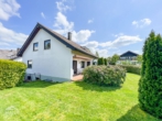 Ansicht Westseite - Sonniges 1- 2 Familienhaus mit großem Garten und Garage!