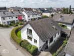 Außenansicht - Sonniges 1- 2 Familienhaus mit großem Garten und Garage!