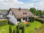 Ansicht Süd-/Westseite - Sonniges 1- 2 Familienhaus mit großem Garten und Garage!