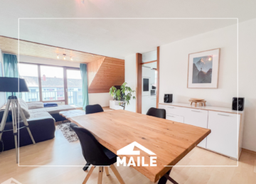 Helle 2-Zimmer DG-Wohnung mit Balkon, zusätzlicher Nutzfläche, EBK und Tiefgarage!, 71065 Sindelfingen, Dachgeschosswohnung